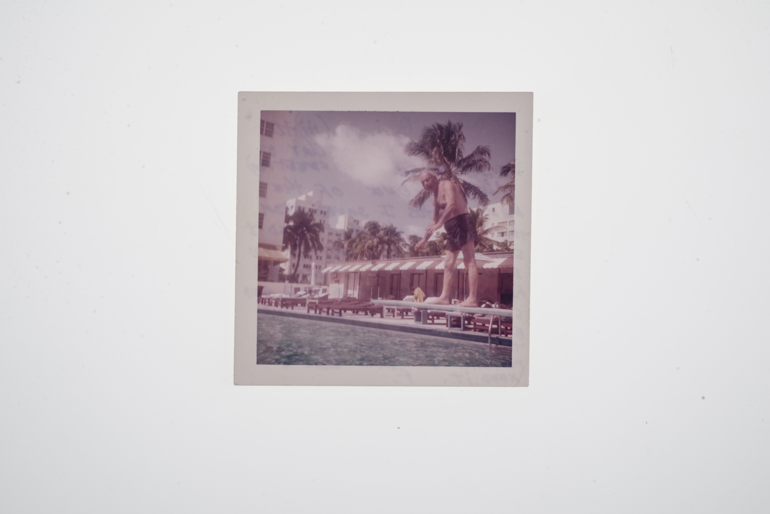 © Felix Gonzalez-Torres © Felix Gonzalez-Torres