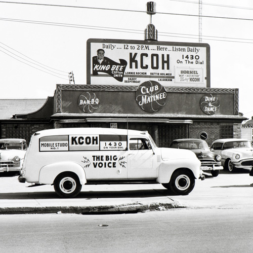 The Early Years of Rhythm and Blues: Photographs by Benny Joseph from the Documentary Arts Collection