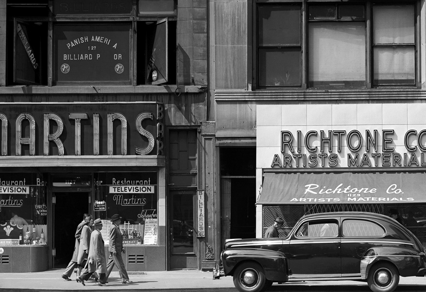 Todd Webb: Sixth Avenue, 1948 | International Center of Photography