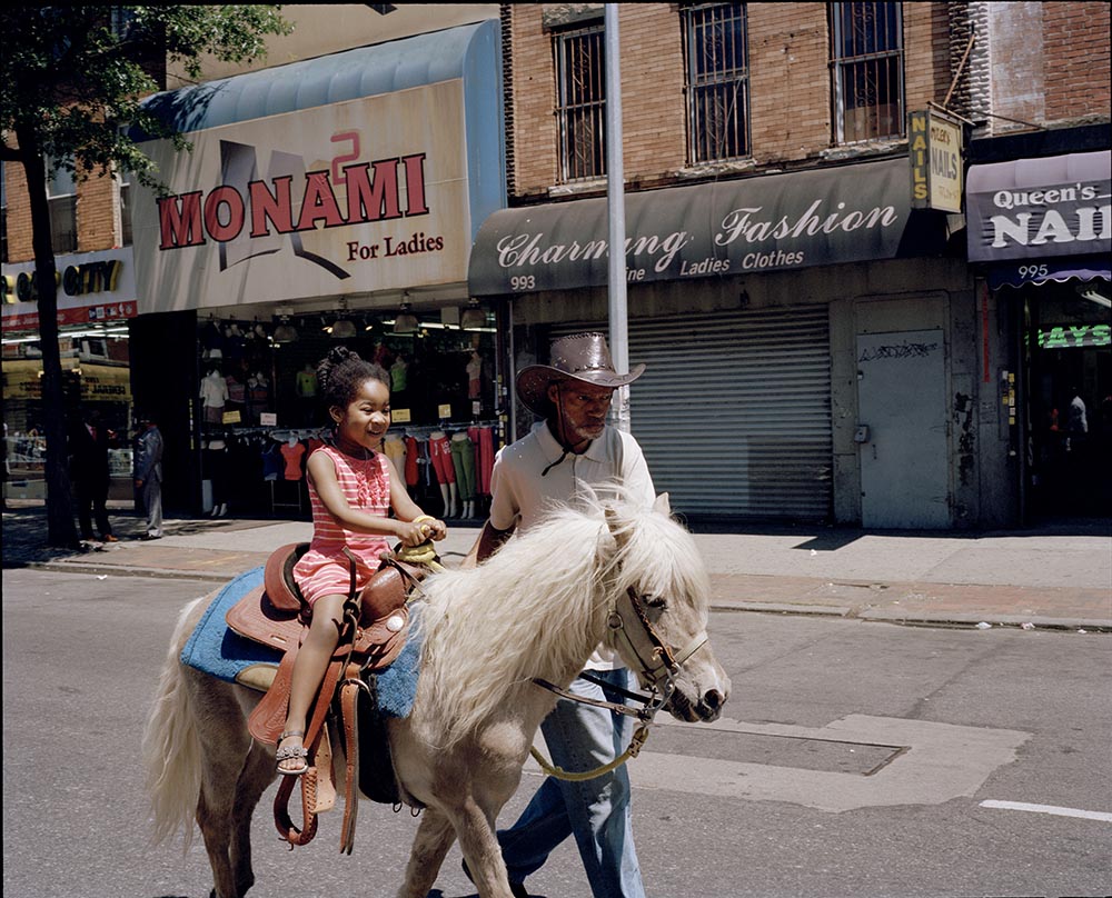 Charming Fashion, Flatbush, NYC, 2015. © Nathan Bett Charming Fashion, Flatbush, NYC, 2015. © Nathan Bett