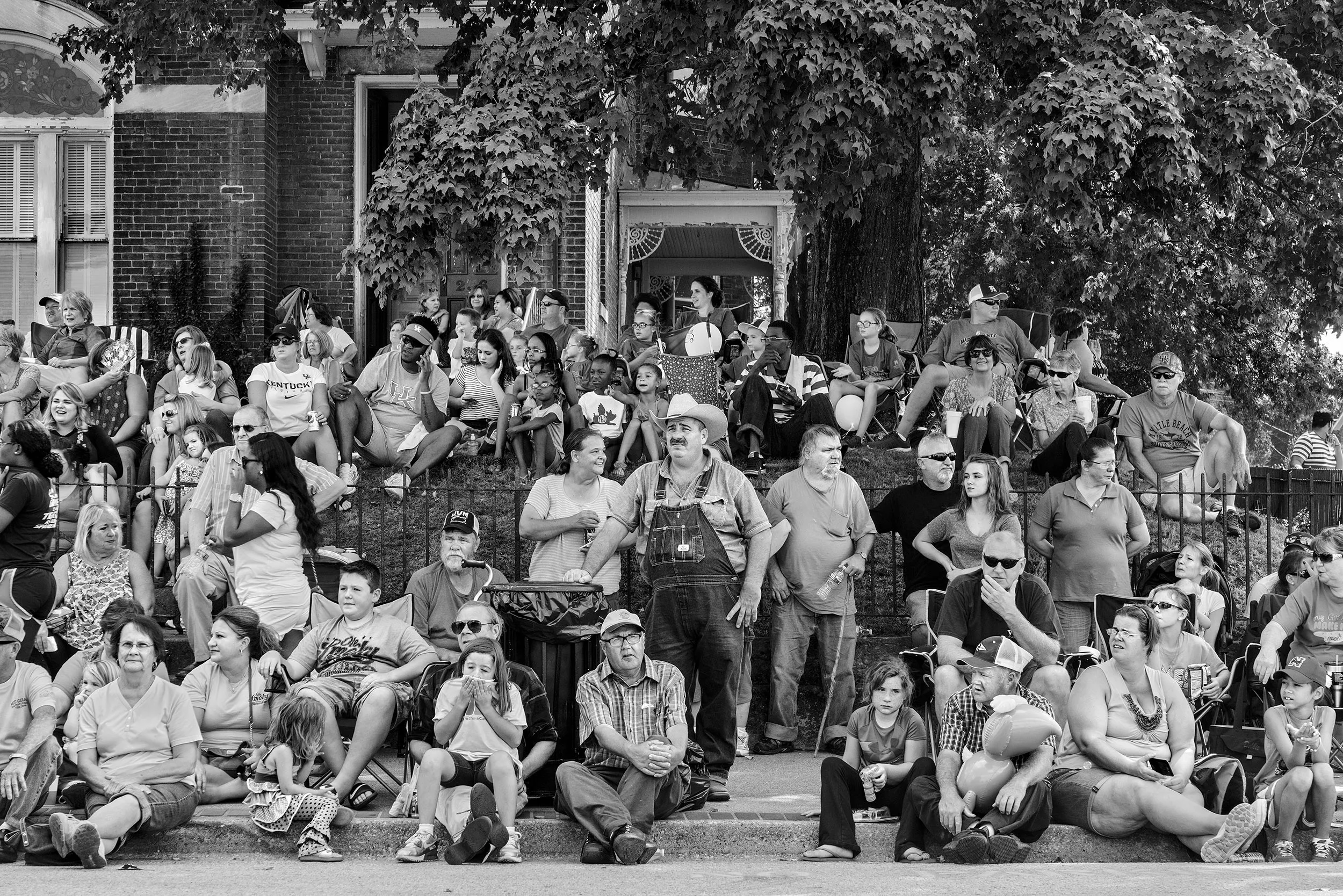 A group photo of people outside.