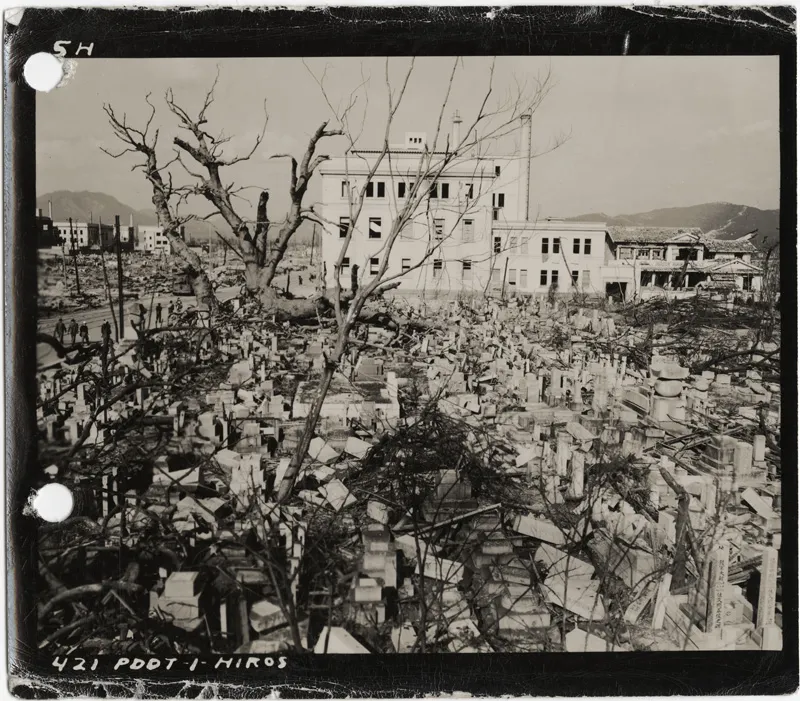 日本ゼロ年　GROUND ZERO JAPAN Hiroshima: Ground Zero 1945 | 1International Center of