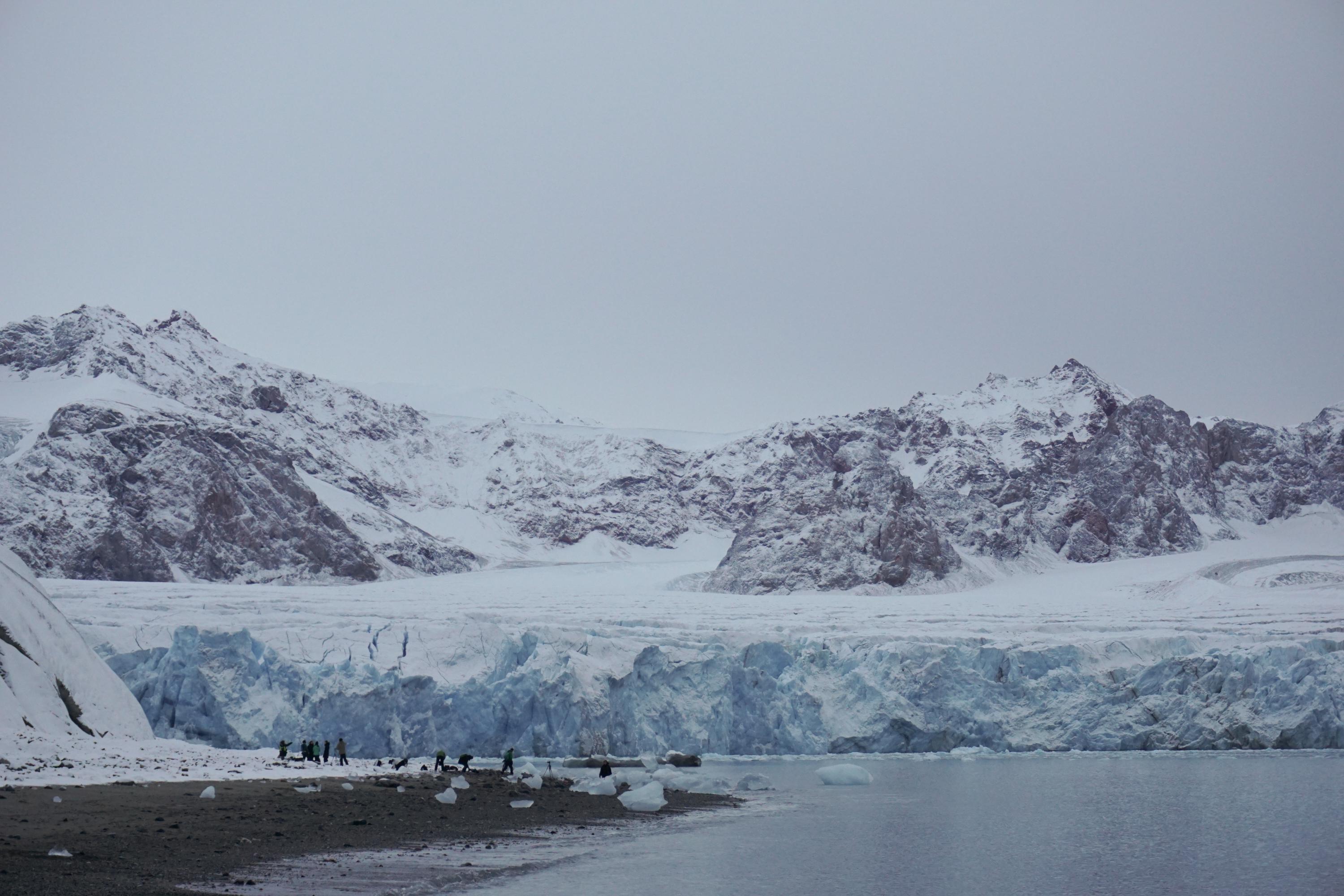 A picture of icy mountains.