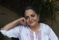 A photo of a woman.