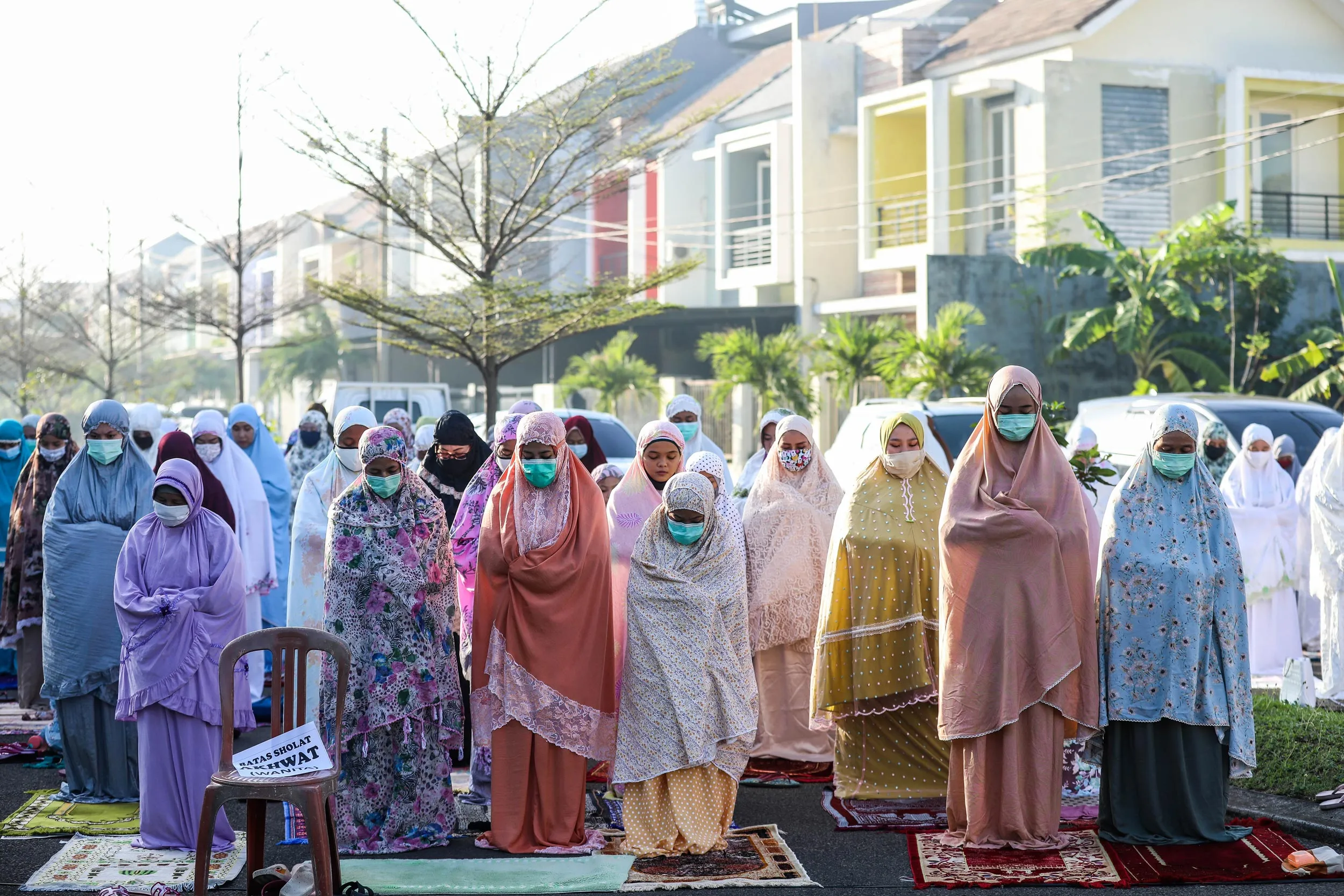 ICPConcerned: Global Images for Global Crisis | International