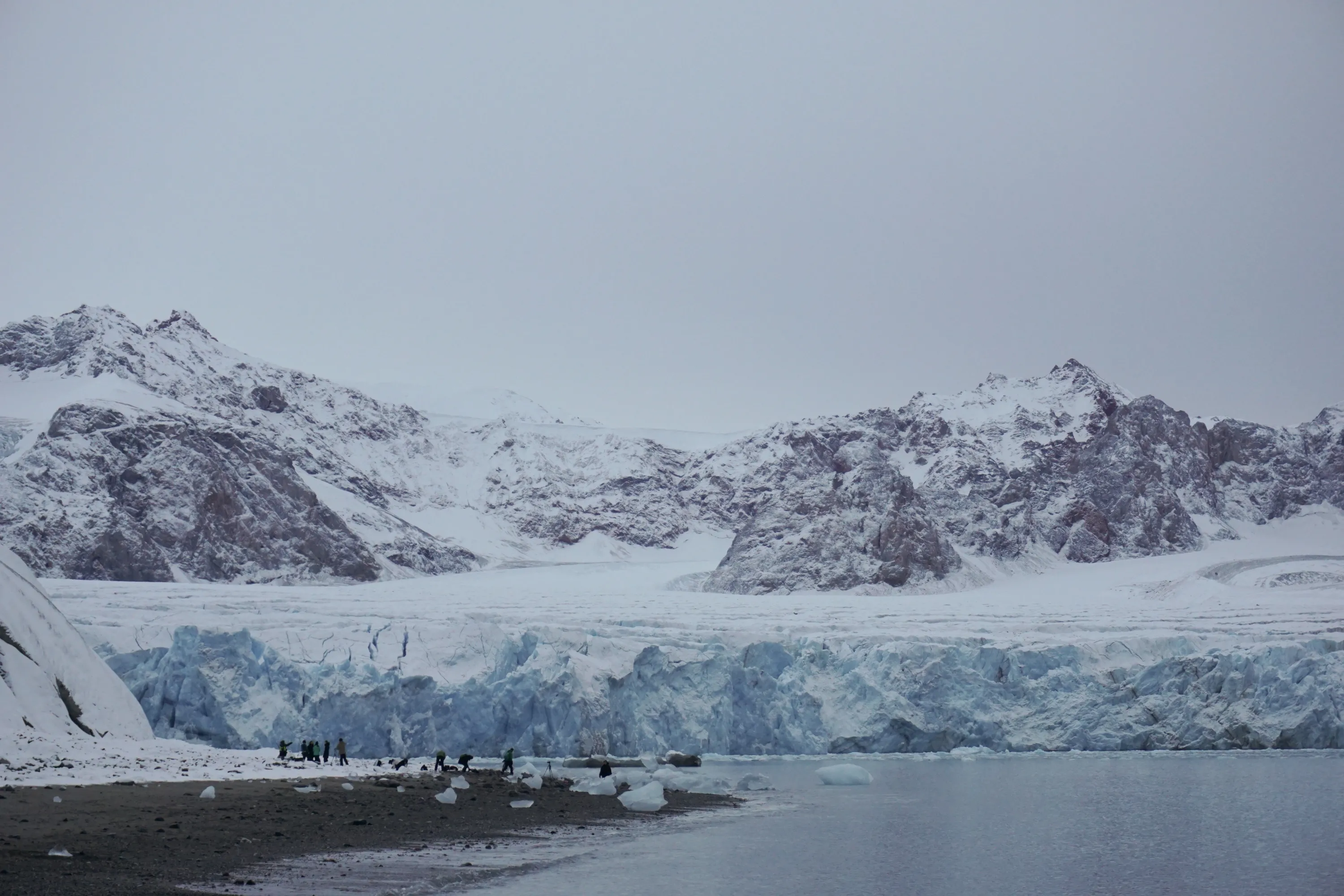 A picture of icy mountains.