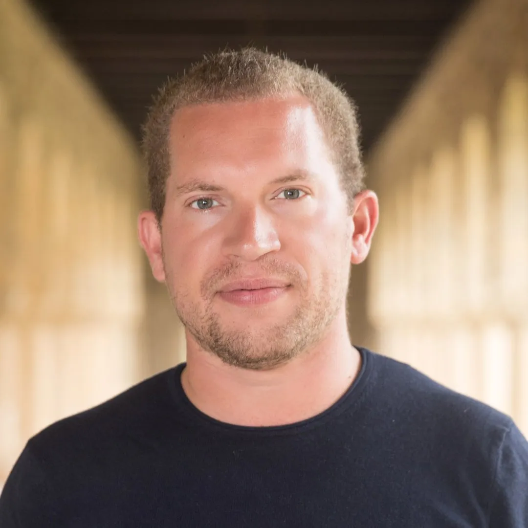 Profile picture for user Benjamin Petit