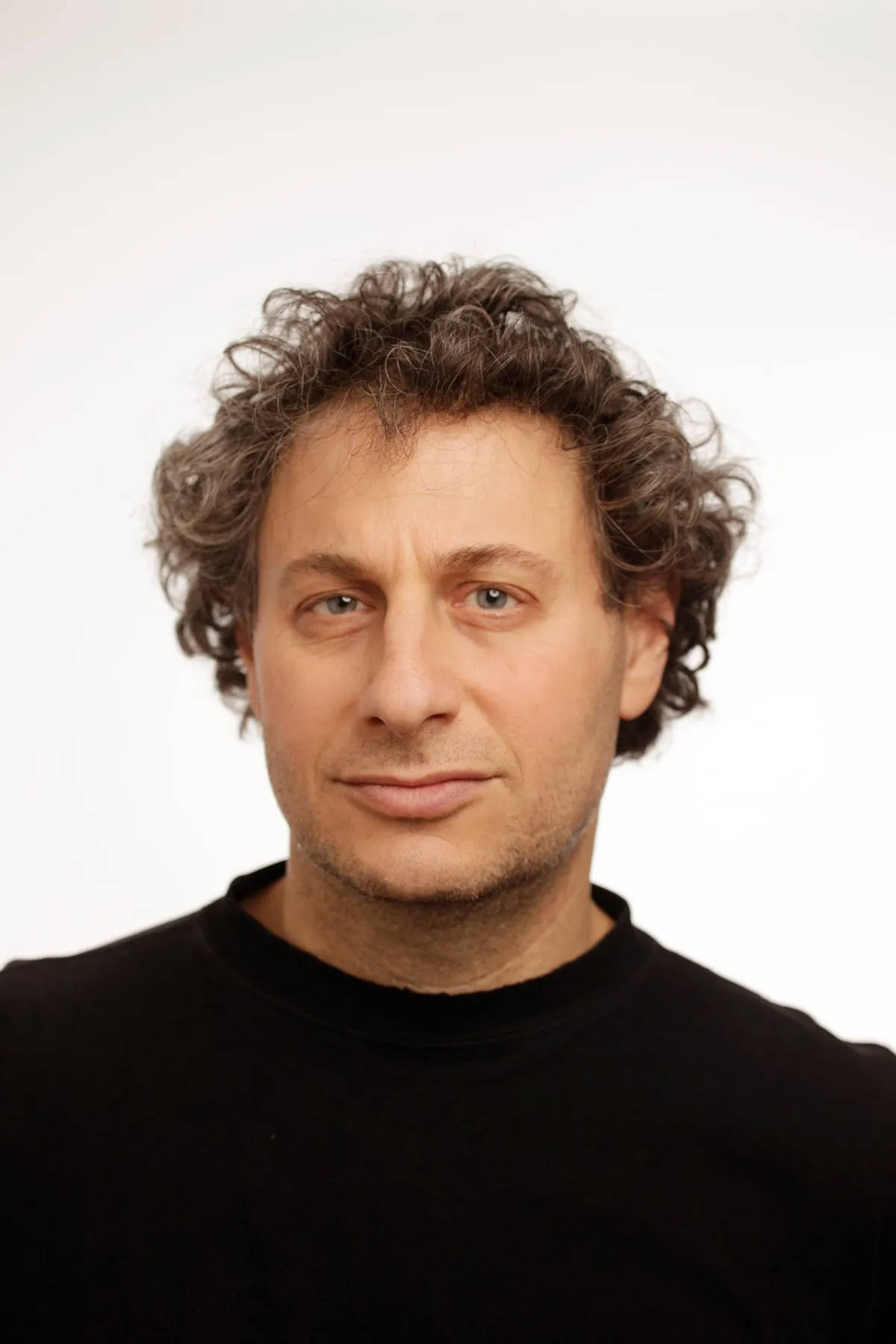 Profile picture for user saulrobbins